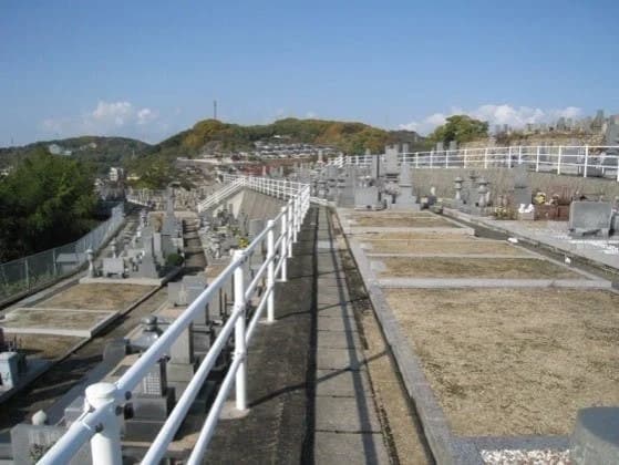 連島台霊苑