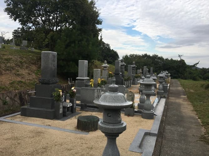 岡山市営 笠井山霊園