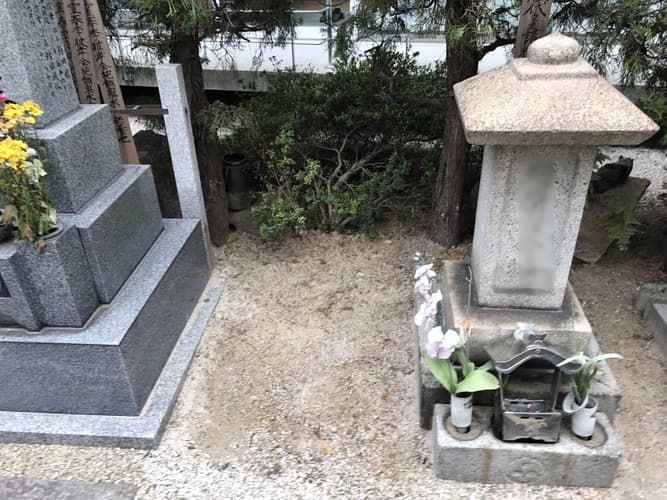 長久寺墓地