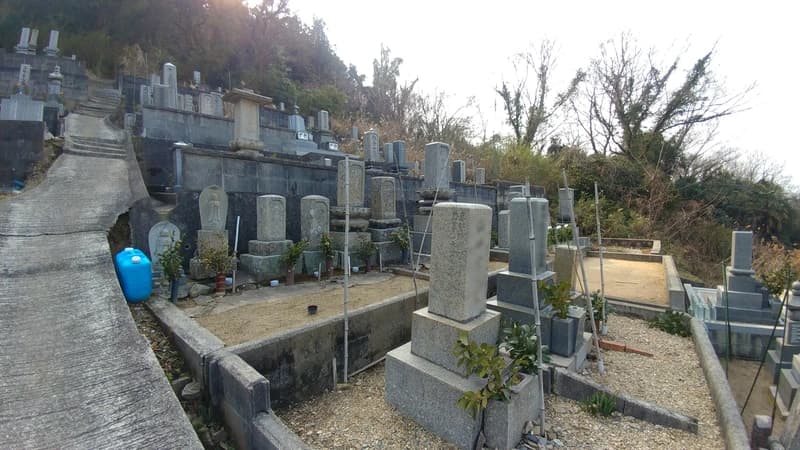 福山市内海町町共用墓地