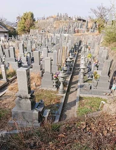 仁保本浦観音寺墓地