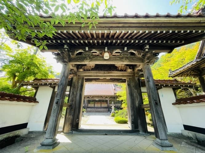 順教寺墓苑