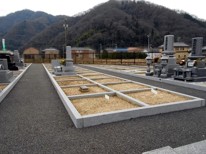 竹原さくら野墓苑