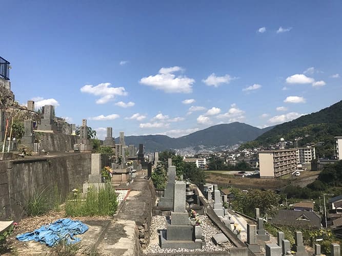 呉市営 坪内墓地