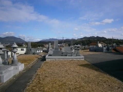 南泉寺墓地