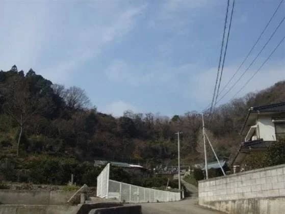 東方寺墓苑