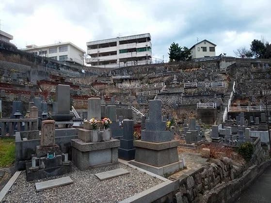 呉市営 二川墓地