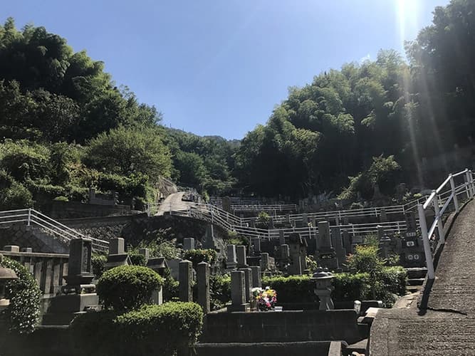 呉市営 望地墓地