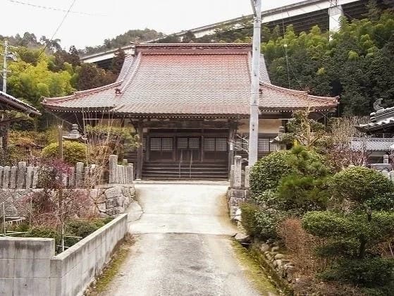 正念寺墓地