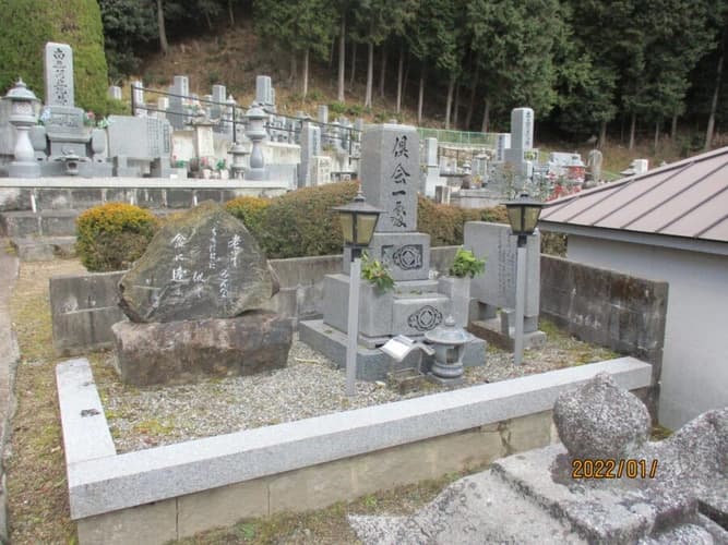 正念寺墓地