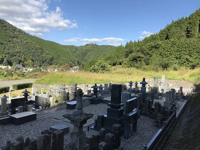 庄原市営 総領光明寺霊園