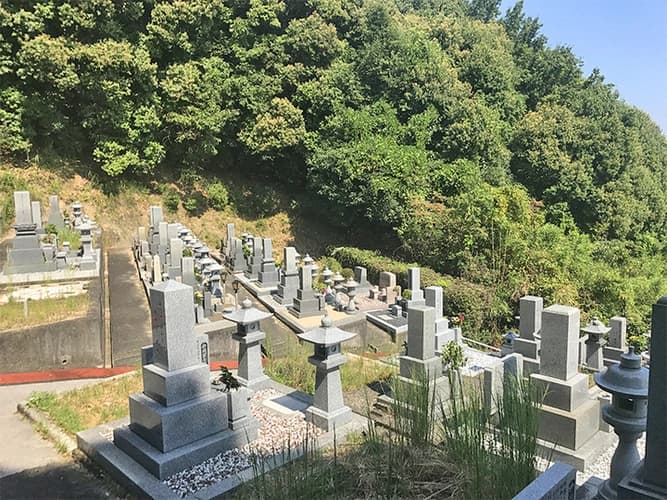 大竹市営 鞍掛墓地