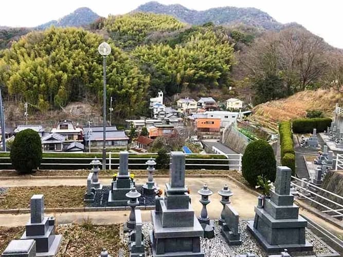 江田島市営 江田島中央墓苑