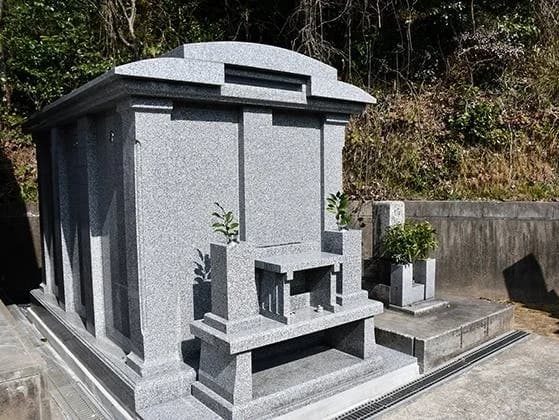 宇部護国神社納骨堂