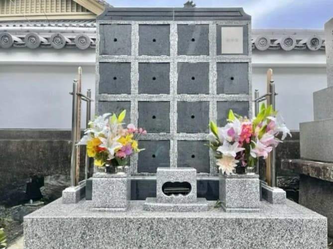善学寺 のうこつぼ