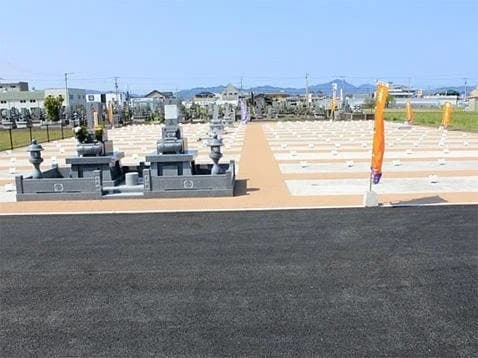 国府霊園ひかりの里