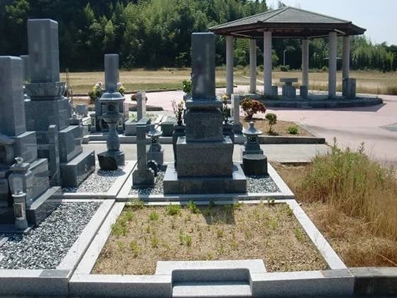 高松市六ッ目公園墓地