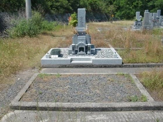 高松市川西公園墓地