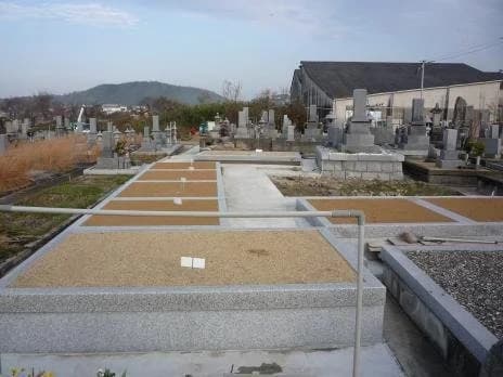 楠墓地