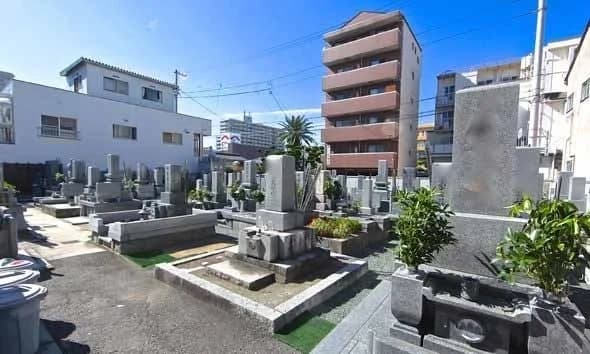 寶林寺墓苑（宝林寺墓苑）