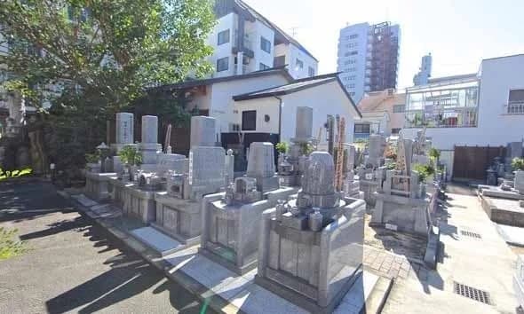 寶林寺墓苑（宝林寺墓苑）