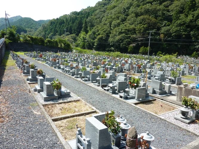 松山市営 横谷霊園