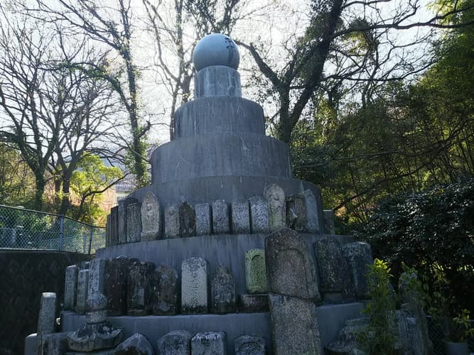 四国中央市営 宮ノ谷墓地甲