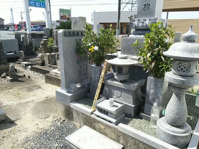 四国中央市営 岡屋敷墓地