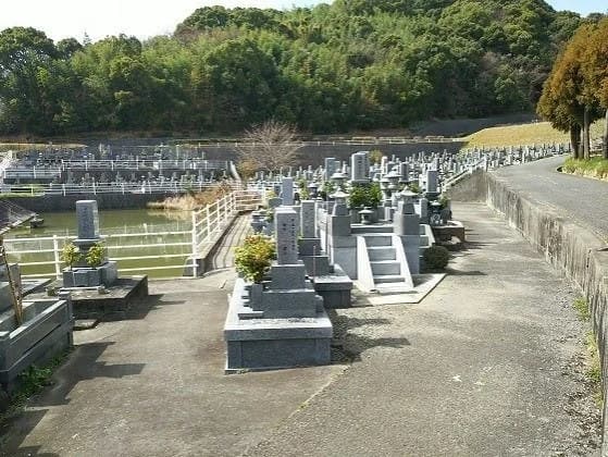 松山市営 客谷墓地