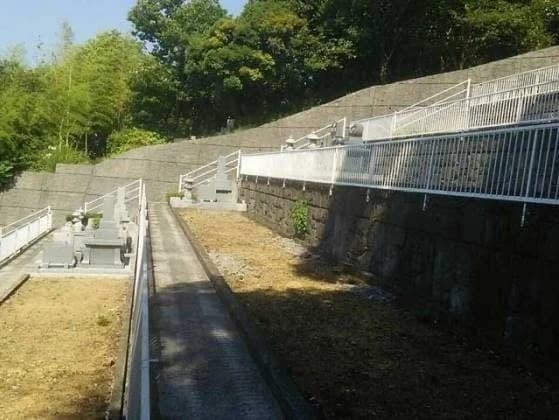 介良霊園